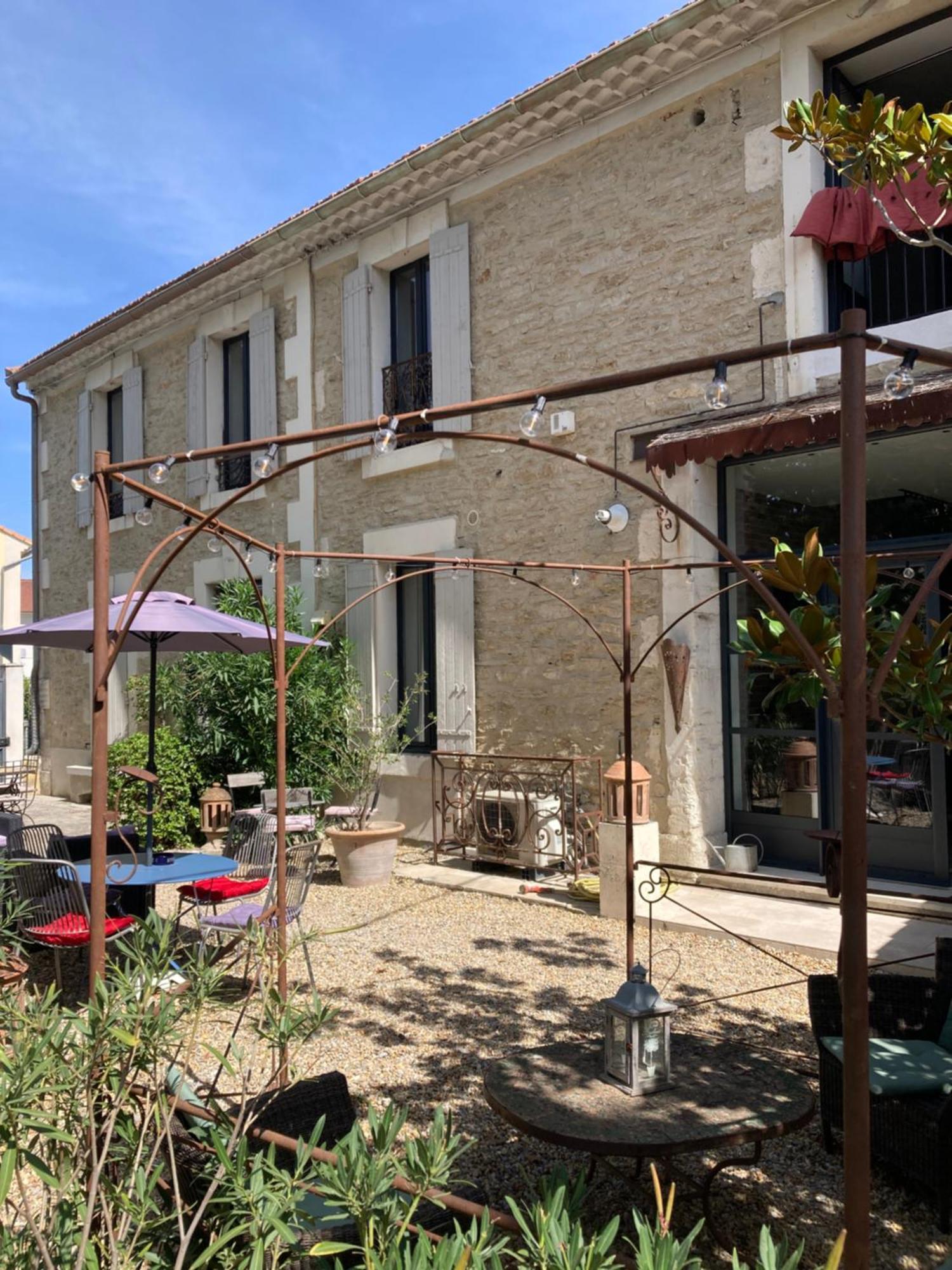Les Lofts LʼIsle-sur-la-Sorgue Exterior foto