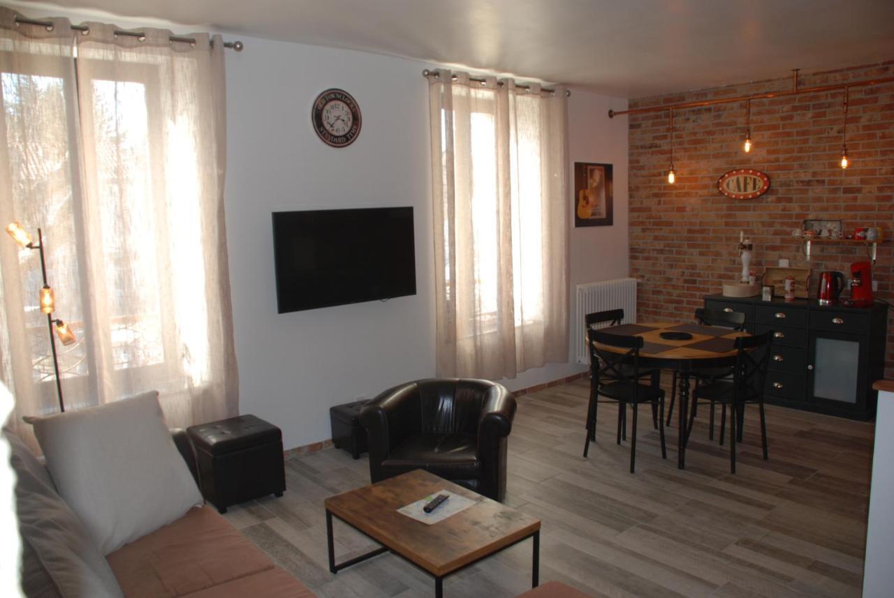 Les Lofts LʼIsle-sur-la-Sorgue Exterior foto